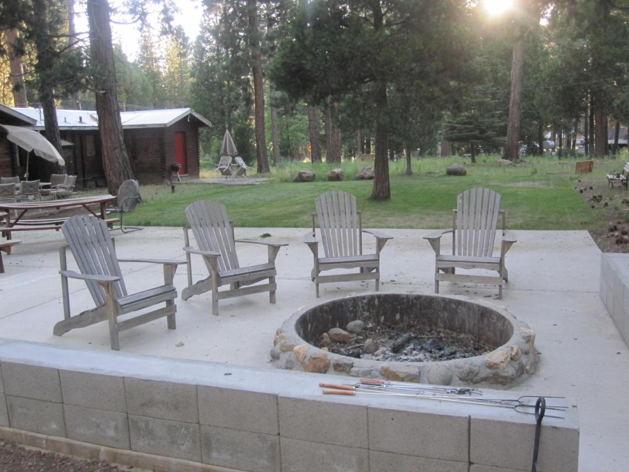 Sierra Sky Lodge Sloat Exterior photo